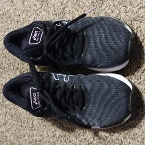 Asics Gel-Nimbus women's sneakers size 7.5